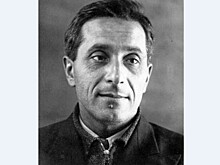 "Морды надо арбузом разбивать".