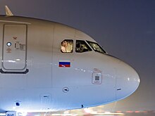 Самолет «Уральских авиалиний» вынужденно сел в Астрахани из-за дыма в багажном отсеке