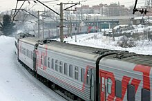 В Свердловской области мужчину с 5-летней дочкой сняли с поезда в мороз -26 градусов