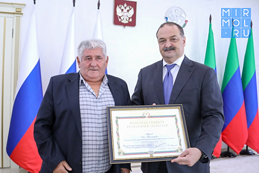 Председатель общества инвалидов-ампутантов «Весна» Али Мусаев награжден Почетной грамотой Дагестана