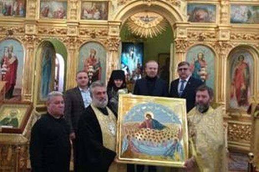 Собору Башкирии подарили икону с частицей мощей из монастыря на Афоне