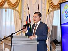 Юрий Шалабаев поздравил молодых следователей с присягой