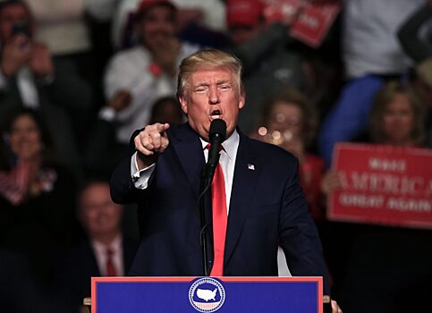 Трамп требует изменить политику ЦБ