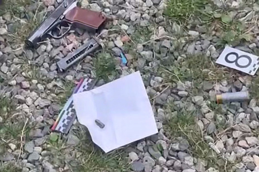 Подозреваемый в убийстве двух людей явился в полицию с повинной