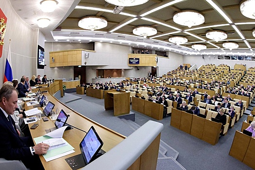 В Госдуме разгорелся скандал вокруг платных круглых столов: депутатам грозит лишение мандатов