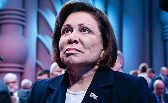 Депутаты -«кнопочники»: Ирина Роднина начала с разговора о пенсиях, а закончила водкой