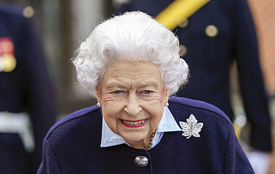 СМИ: Королева Елизавета II отказалась от алкоголя