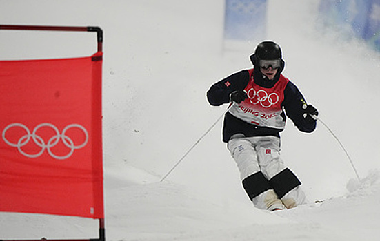 Шведский фристайлист Валльберг стал олимпийским чемпионом в могуле