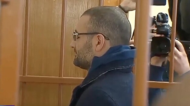 Семью уволенного из Росгеологии Руслана Горринга обвинили в разлучении детей с матерью