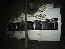 Два человека пострадали в ДТП с перевернувшимся микроавтобусом на трассе "Дон" в Краснодарском крае