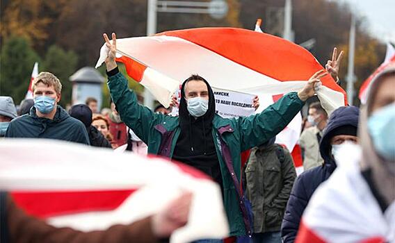 Против Лукашенко даже у Америки кишка тонка