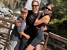 Алексей Чадов показал редкое семейное фото с женой и сыном от Агнии Дитковските