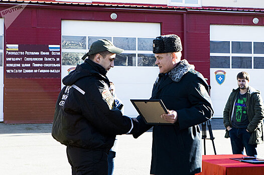 Спасателей МЧС Южной Осетии наградили медалями