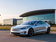 Tesla идет на снижение расходов, урезая электронику в машинах