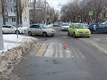 В Волгограде иномарка сбила женщину на пешеходном переходе