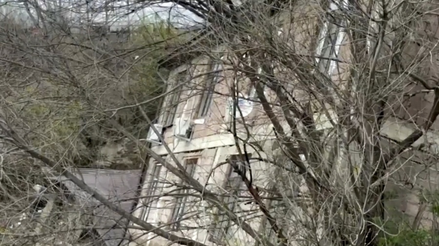 Женщина, которую с ребёнком вытащили из заваленного дома в Дагестане, умерла