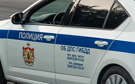 22-летний рязанец угнал машину такси