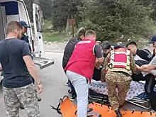 Россиянку с травмой ноги спасли в горах Киргизии