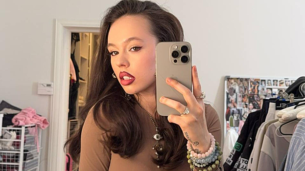 Инстасамка обвинила Дору во лжи об инциденте с поклонником и поездках в метро