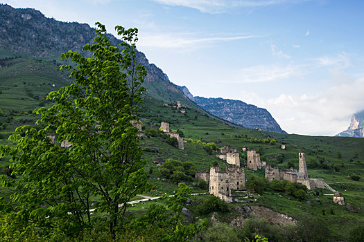 Поход к ингушским башням организуют в рамках Международного дня туризма