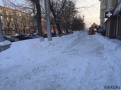 Непроходимые дороги в центре города возмутили кемеровчан