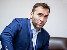 Гаджиев поздравил подписчиков с Днем Победы: «В моем детстве ветераны были самыми почитаемыми людьми»