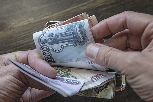 Военные пенсии и зарплаты бюджетников вырастут с начала октября