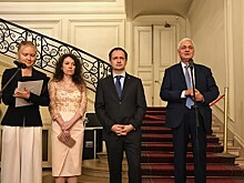 Янтарная комната, Живопись иглой, Памятники Древнего Пскова: чем ознаменовался визит Владимира Мединского в Париж