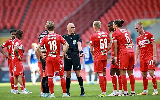 Кирьяков о «Спартаке»: «Миллионы потрачены впустую, меняются директоры, иностранцы приезжают заработать. Тренер-легионер – проблема, заплатят неустойку – и он спокойно уедет»