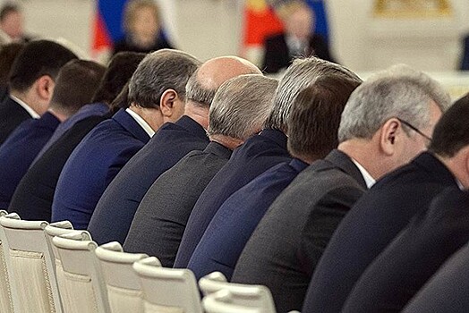 Путин наградит уволившихся губернаторов