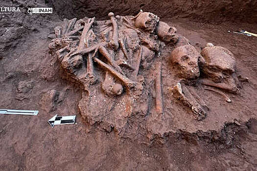 INAH: в катакомбах мексиканского Посо-де-Ибарра обнаружили 1500-летнюю гробницу