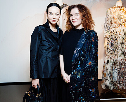 Паблик-ток Дианы Вишневой в бутике Dior