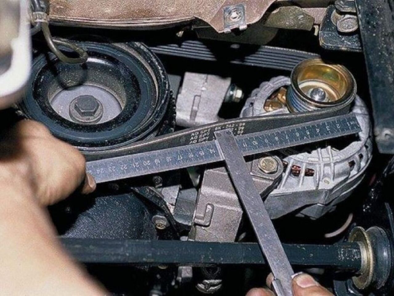 Что делать, если свистит ремень генератора на машине