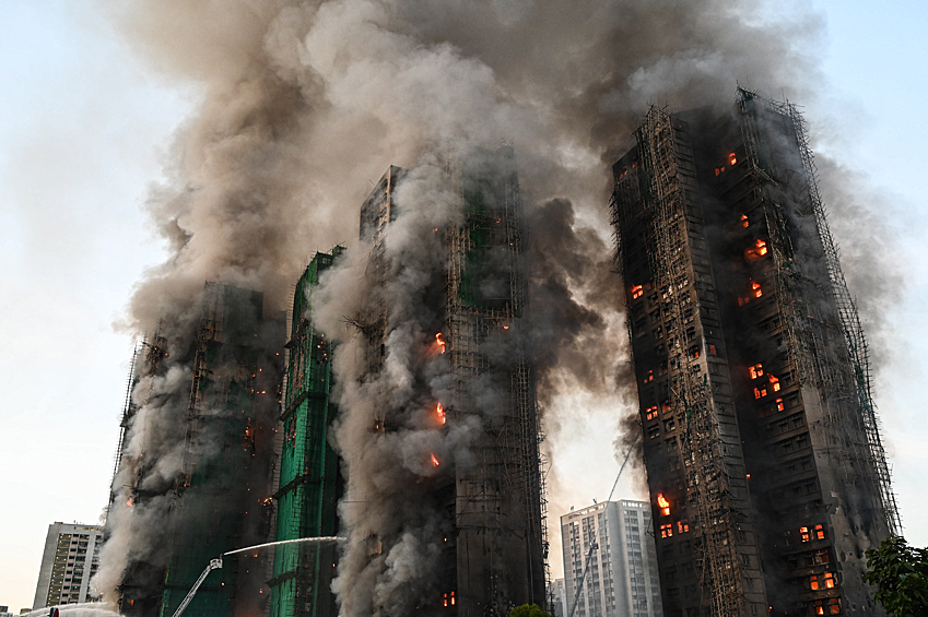 Пожар в высотном жилом комплексе "Ван Фук Корт"