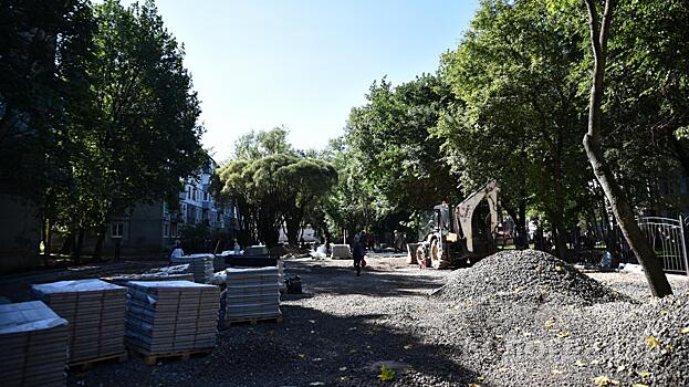 Подрядчик приступил к реконструкции третьего участка бульвара на ул. Пирогова в Вологде