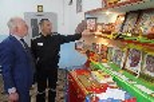 Кризисный психолог Михаил Хасьминский провел занятие для осужденных в иркутской колонии