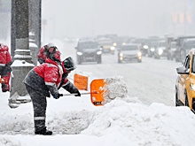 Водителей могут оштрафовать за выезд на скрытую снегом разметку