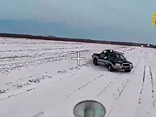 Дроноводы уничтожили украинские пикап, квадроцикл и две станции РЭБ