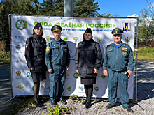 В Астраханской области полицейские и общественники МВД России приняли участие в субботнике «Зеленая Россия»