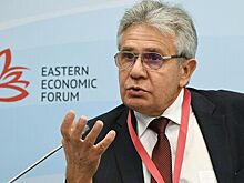 Глава РАН пожаловался на крошечные зарплаты ученых