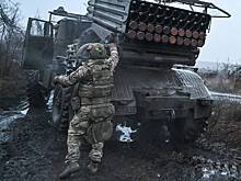 Возможную стратегию ослабления ВСУ на нескольких участках фронта раскрыли