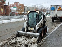 Дорожники выполняют патрульную очистку основных дорог Челябинска
