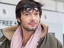 Звезда фильма «Подкидыш» Павел Баршак стал многодетным отцом и дал дочери необычное имя