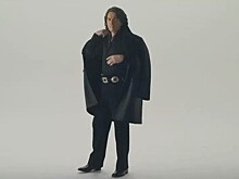 Посмотрите сразу несколько тизеров сериала о дизайнере Рое Холстоне. Его сыграет Юэн Макгрегор