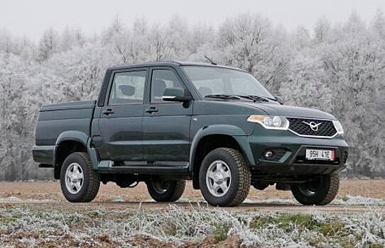 Toyota Hilux в ноябре стал лидером продаж среди пикапов в РФ