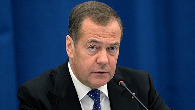 Медведев назвал вероятный ответ на конфискацию активов России ассиметричным