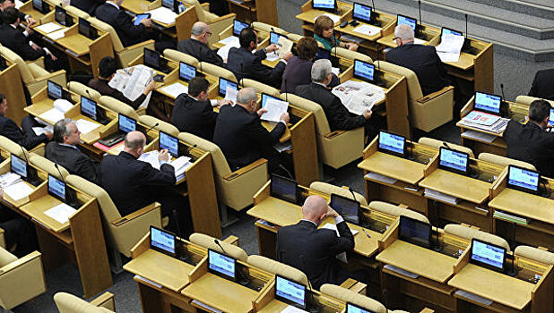 Госдума приняла законопроект о доплатах к пенсиям