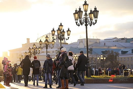 Россиянам напомнили об изменениях рабочего графика в начале ноября: как это отразится на зарплате