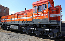 В железнодорожный цех Медногорского медно-серного комбината поступил новый локомотив