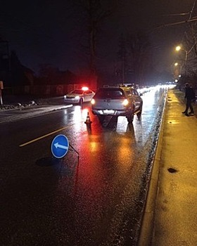 Переходила дорогу в неположенном месте: в Калининграде пенсионерка попал под колёса машины